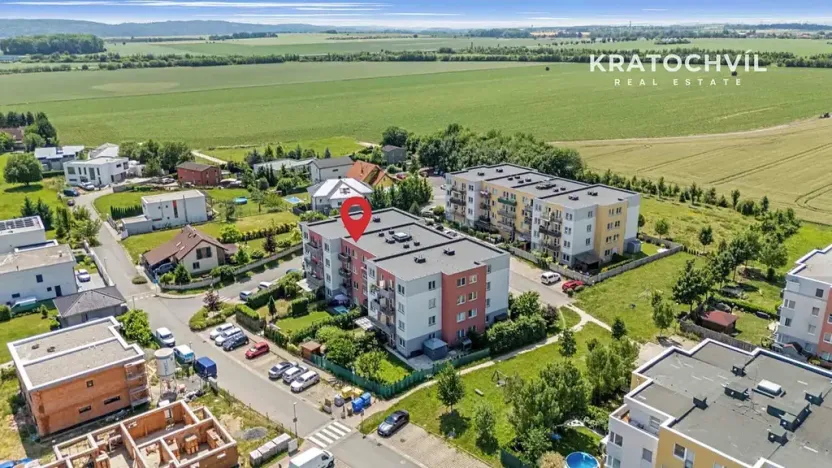Prodej bytu 2+kk, Jesenice, Na Okruhu, 42 m2