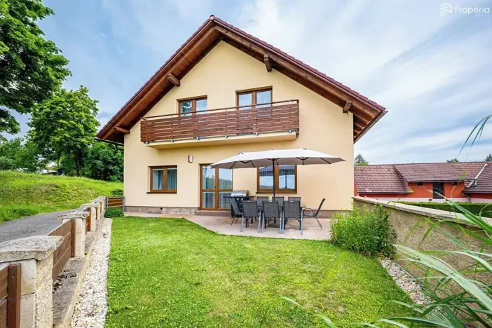 Prodej rodinného domu, Lísek, 252 m2
