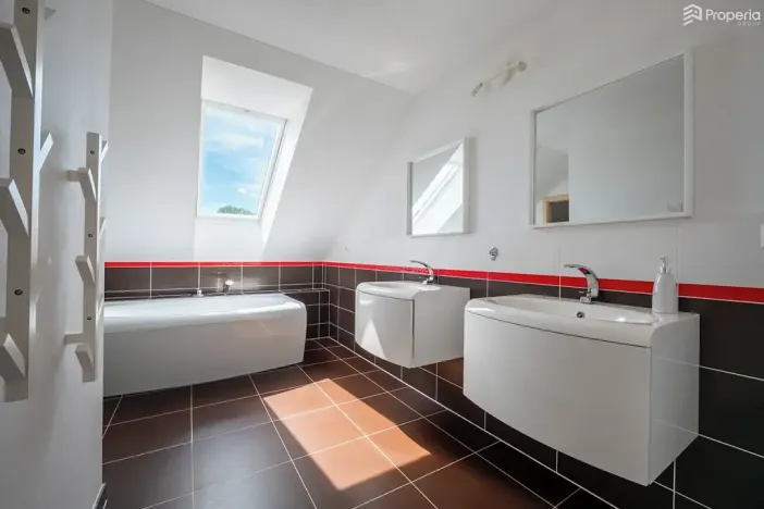 Prodej rodinného domu, Lísek, 252 m2