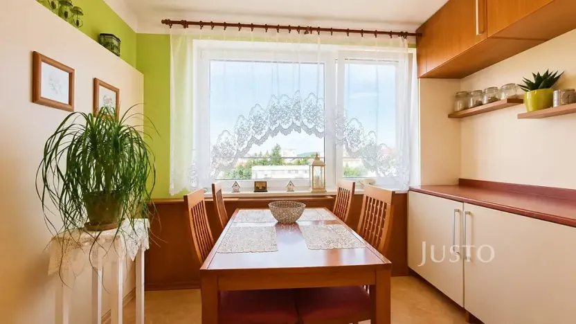 Prodej bytu 3+1, Písek, třída Přátelství, 61 m2