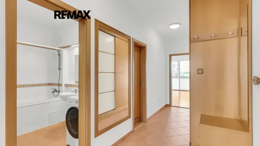 Prodej bytu 2+kk, Praha - Strašnice, Názovská, 60 m2