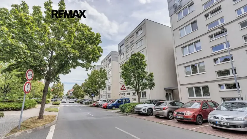 Prodej bytu 2+kk, Praha - Strašnice, Názovská, 60 m2