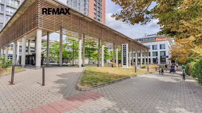 Prodej bytu 2+kk, Praha - Strašnice, Názovská, 60 m2