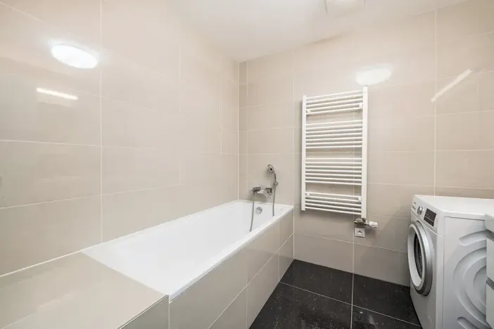 Pronájem bytu 3+kk, Praha - Karlín, Sokolovská, 88 m2