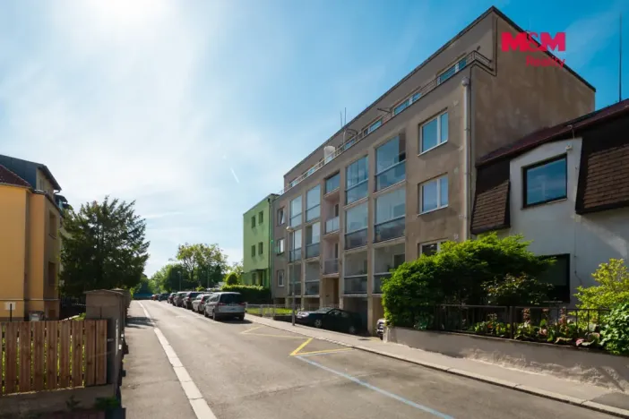 Prodej bytu 2+1, Praha - Strašnice, Královická, 52 m2