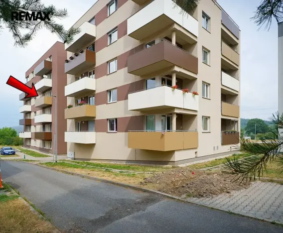 Prodej bytu 2+kk, Jince, Zborovská, 45 m2