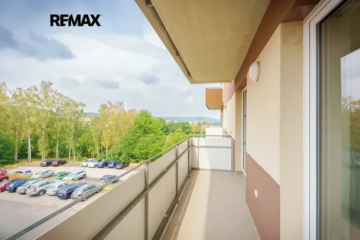 Prodej bytu 2+kk, Jince, Zborovská, 45 m2