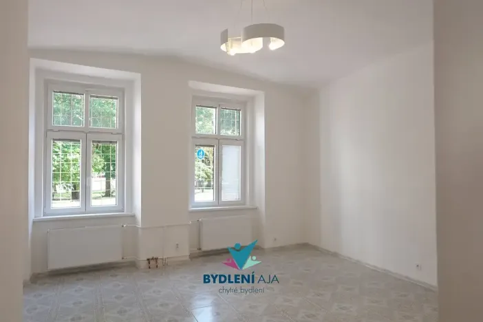 Pronájem bytu 2+1, Teplice, J. V. Sládka, 66 m2