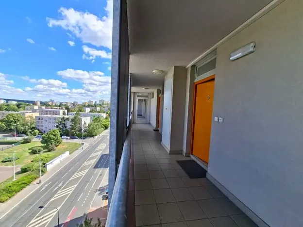 Pronájem bytu 1+kk, Praha - Kamýk, Novodvorská, 32 m2