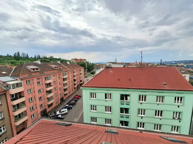 Pronájem obchodního prostoru, Praha - Vysočany, Novovysočanská, 160 m2