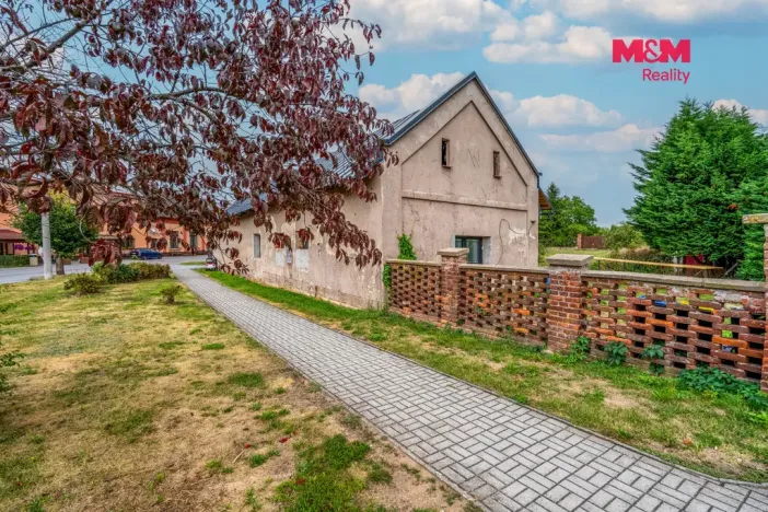 Prodej rodinného domu, Dobřenice, 169 m2