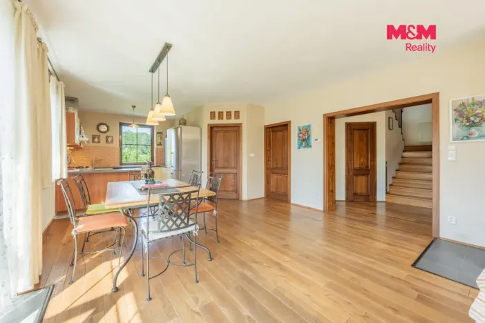 Prodej rodinného domu, Mořina, 240 m2