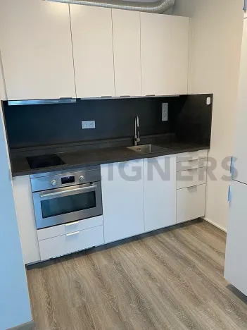 Pronájem bytu 1+kk, Pardubice, nábřeží Závodu míru, 42 m2