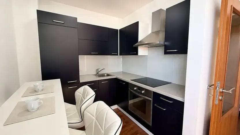 Prodej bytu 2+kk, Praha - Vršovice, Krymská, 36 m2