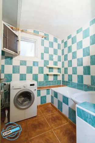Prodej vícegeneračního domu, Karlovice, 234 m2