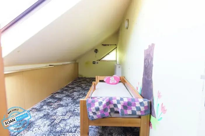 Prodej vícegeneračního domu, Karlovice, 234 m2