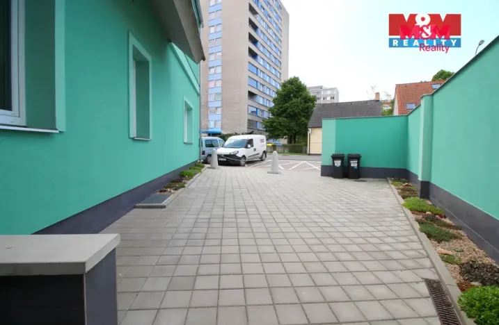 Pronájem bytu 1+kk, Hradec Králové - Slezské Předměstí, Bratří Štefanů, 44 m2