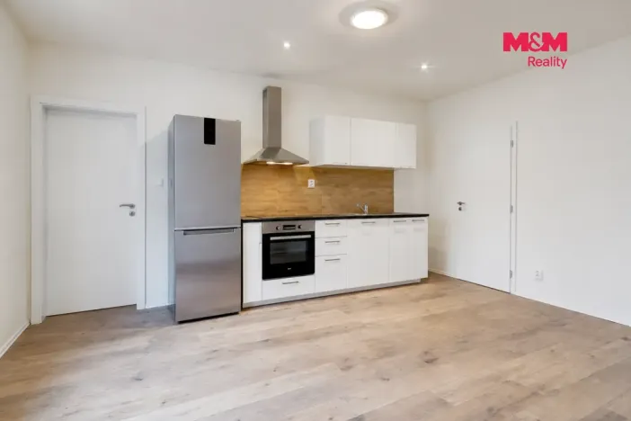 Prodej bytu 2+kk, Plzeň - Doubravka, Masarykova, 45 m2