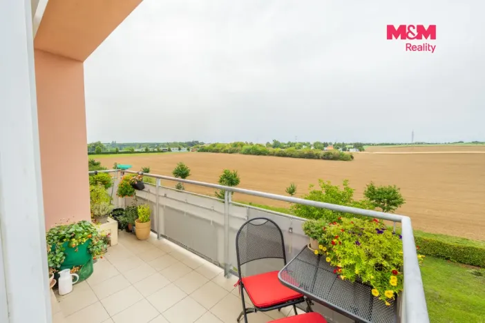 Prodej bytu 2+kk, Praha - Suchdol, Holubí, 40 m2