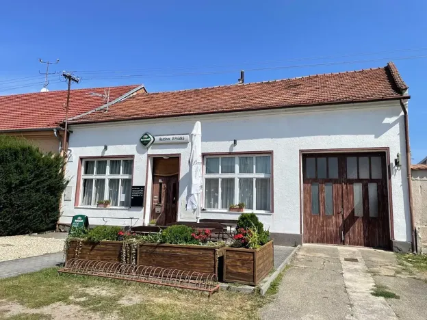 Prodej restaurace, Rakvice, Dolní, 400 m2
