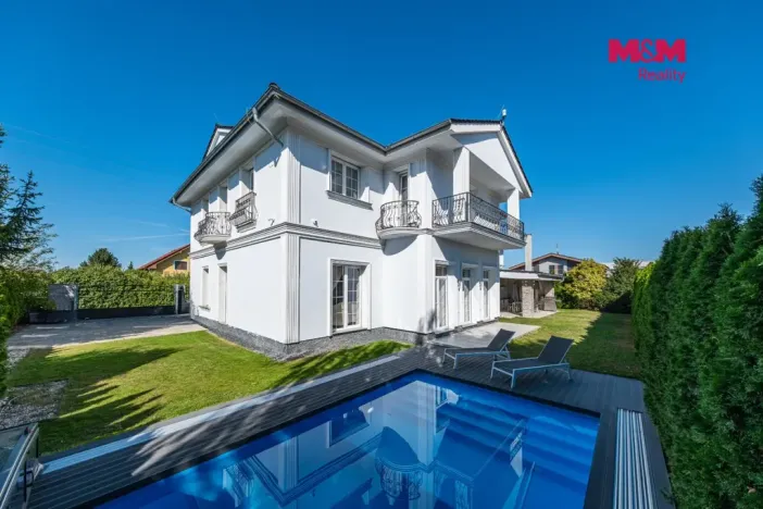 Prodej obchodního prostoru, Šestajovice, U Váhy, 356 m2
