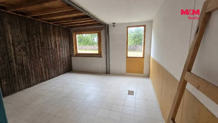 Prodej komerční nemovitosti, Chvojenec, 120 m2