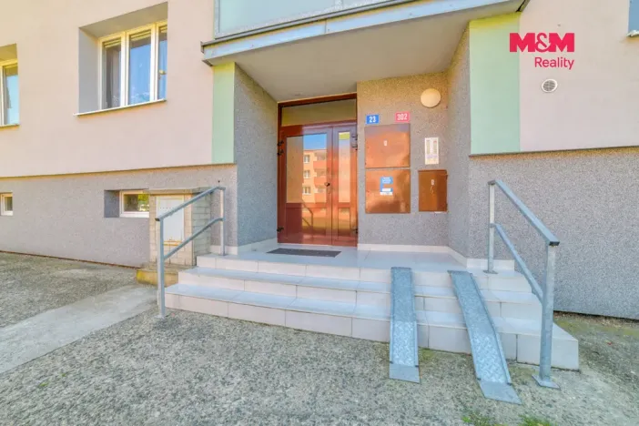 Prodej bytu 1+kk, Karlovy Vary - Doubí, 20 m2
