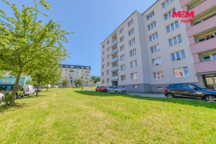Prodej bytu 1+kk, Karlovy Vary - Doubí, 20 m2