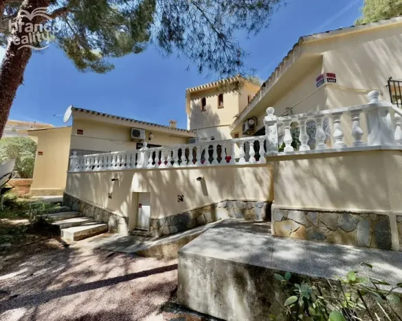 Prodej rodinného domu, Algorfa - La Finca Golf, Alicante, Španělsko, 320 m2
