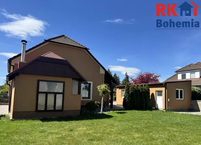 Prodej rodinného domu, Dobrovice, Československé armády, 210 m2