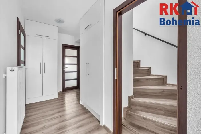 Prodej rodinného domu, Dobrovice, Československé armády, 210 m2
