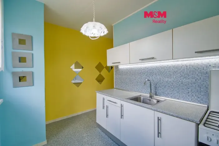 Prodej bytu 3+1, Vsetín, Jasenická, 73 m2