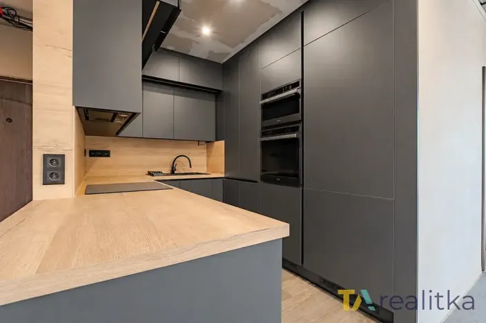 Prodej bytu 4+1, Třinec, Sosnová, 77 m2