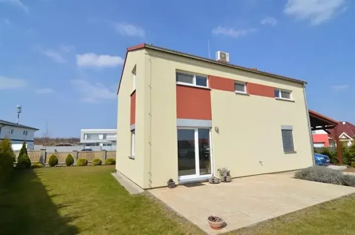 Pronájem rodinného domu, Jesenice, Albatrosová, 112 m2