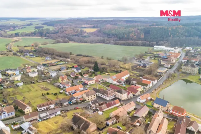 Prodej pozemku pro bydlení, Pňovany, 388 m2