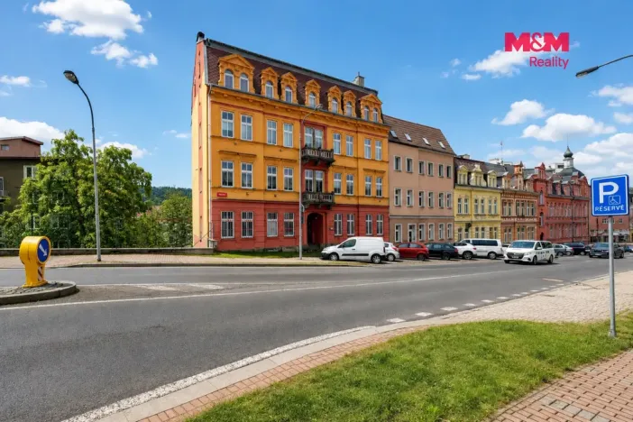Prodej bytu 1+1, Karlovy Vary - Rybáře, Nákladní, 33 m2