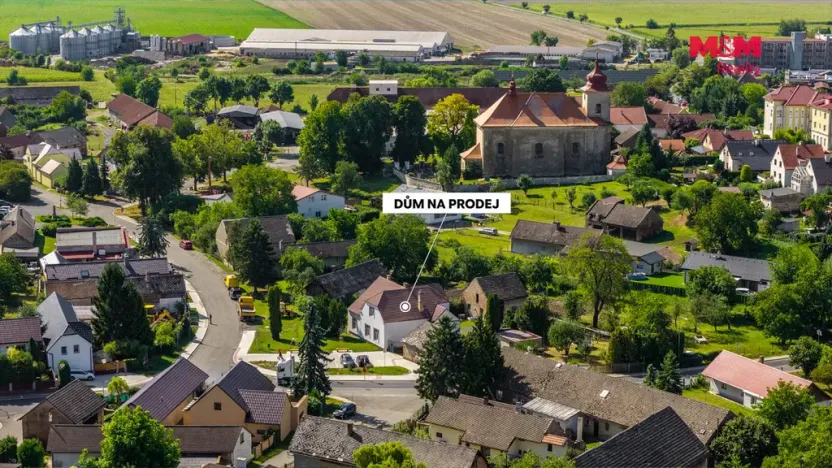 Prodej rodinného domu, Semčice, 239 m2