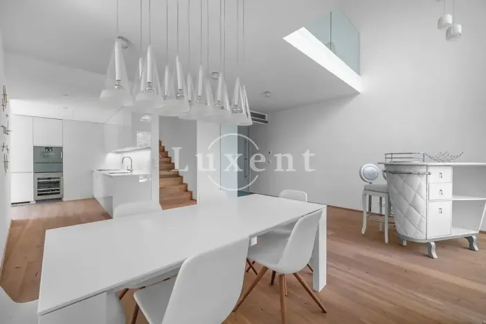 Prodej bytu 4+kk, Praha - Nové Město, Purkyňova, 177 m2