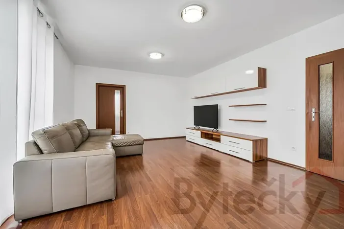 Prodej bytu 2+1, Praha - Dolní Počernice, Národních hrdinů, 62 m2