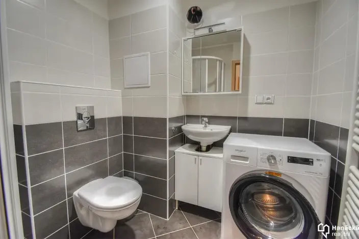 Pronájem bytu 1+kk, Praha - Chodov, Starochodovská, 36 m2