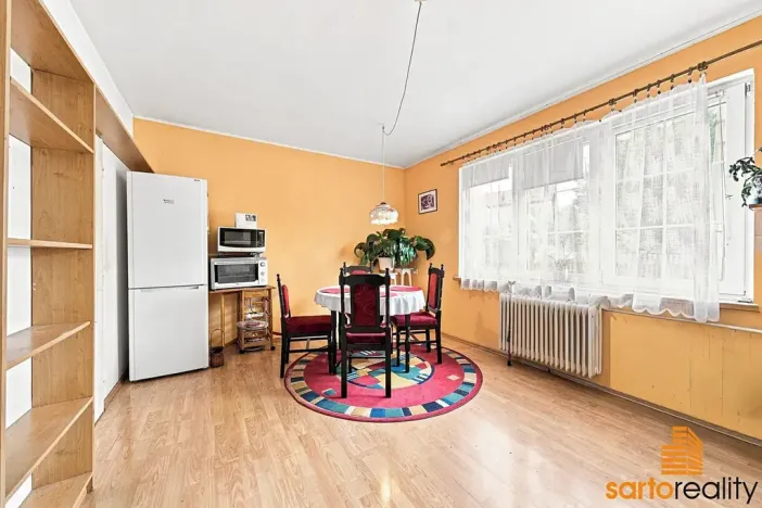 Prodej rodinného domu, Hrobčice, 360 m2