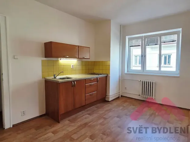 Pronájem bytu 2+kk, Praha - Řepy, Čistovická, 38 m2