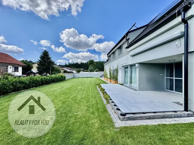 Prodej rodinného domu, Bělá pod Bezdězem, Radechovská, 240 m2