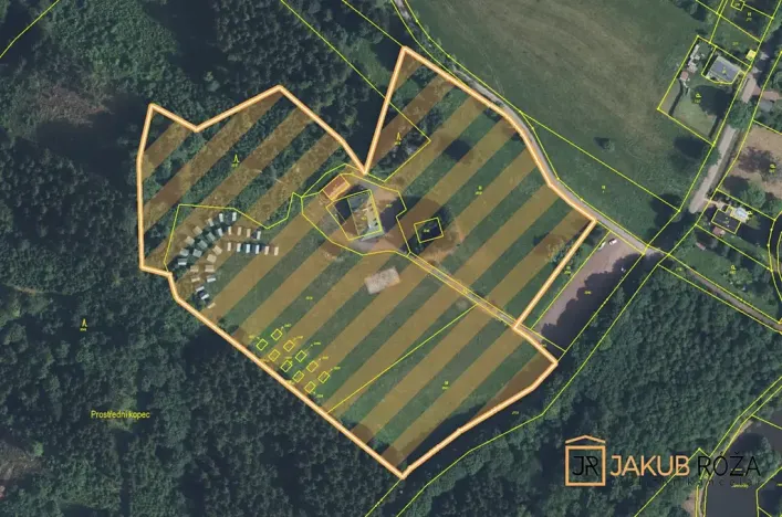 Prodej komerčního pozemku, Heřmánkovice, 40632 m2