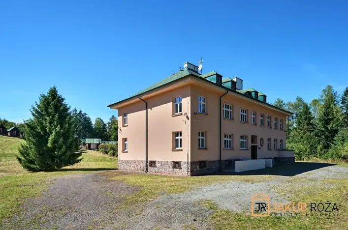 Prodej komerčního pozemku, Heřmánkovice, 40632 m2