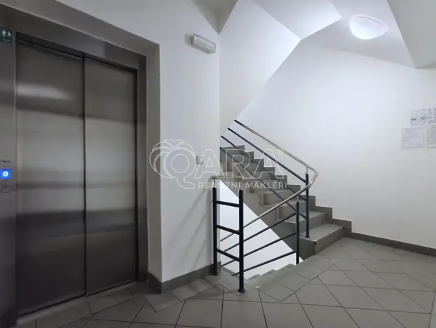 Pronájem kanceláře, Praha - Nusle, Hvězdova, 115 m2