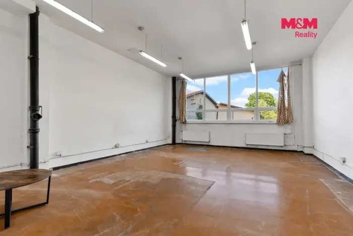 Pronájem skladu, Frýdlant, Úzká, 4500 m2