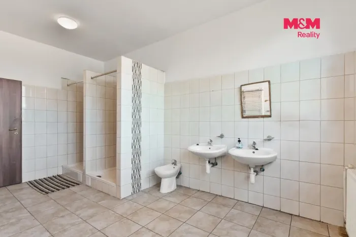 Pronájem skladu, Frýdlant, Úzká, 4500 m2