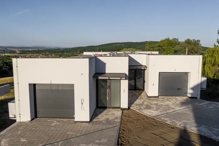 Prodej rodinného domu, Bradlec, K Těšnovu, 175 m2