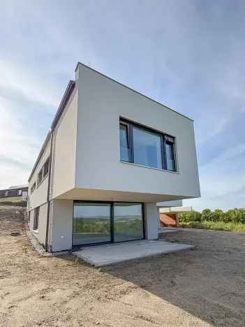 Prodej rodinného domu, Bradlec, K Těšnovu, 175 m2